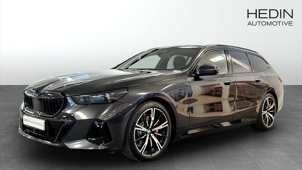 BMW 530 e xDrive Touring M Sport Business Pro 20" B&W Tonat - 2026
