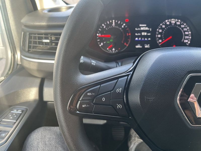 Renault Trafic bild 17