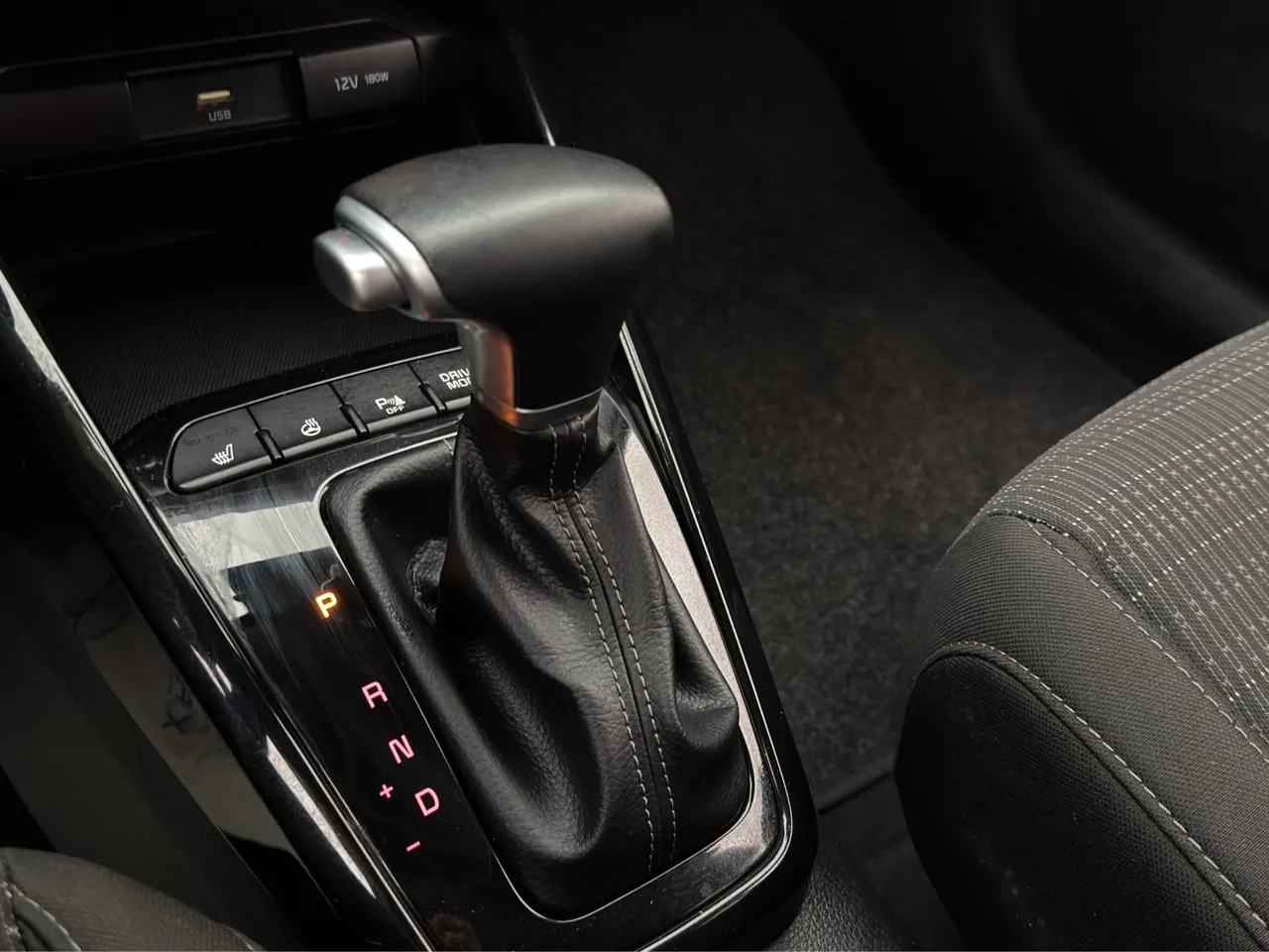 Vehicle image 23