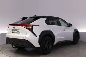 Toyota bZ4X bild 5