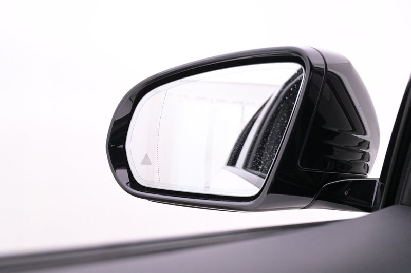 Mercedes E300 bild 18