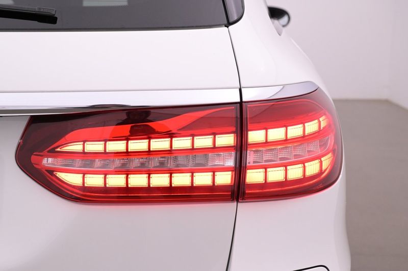 Mercedes E300 bild 24