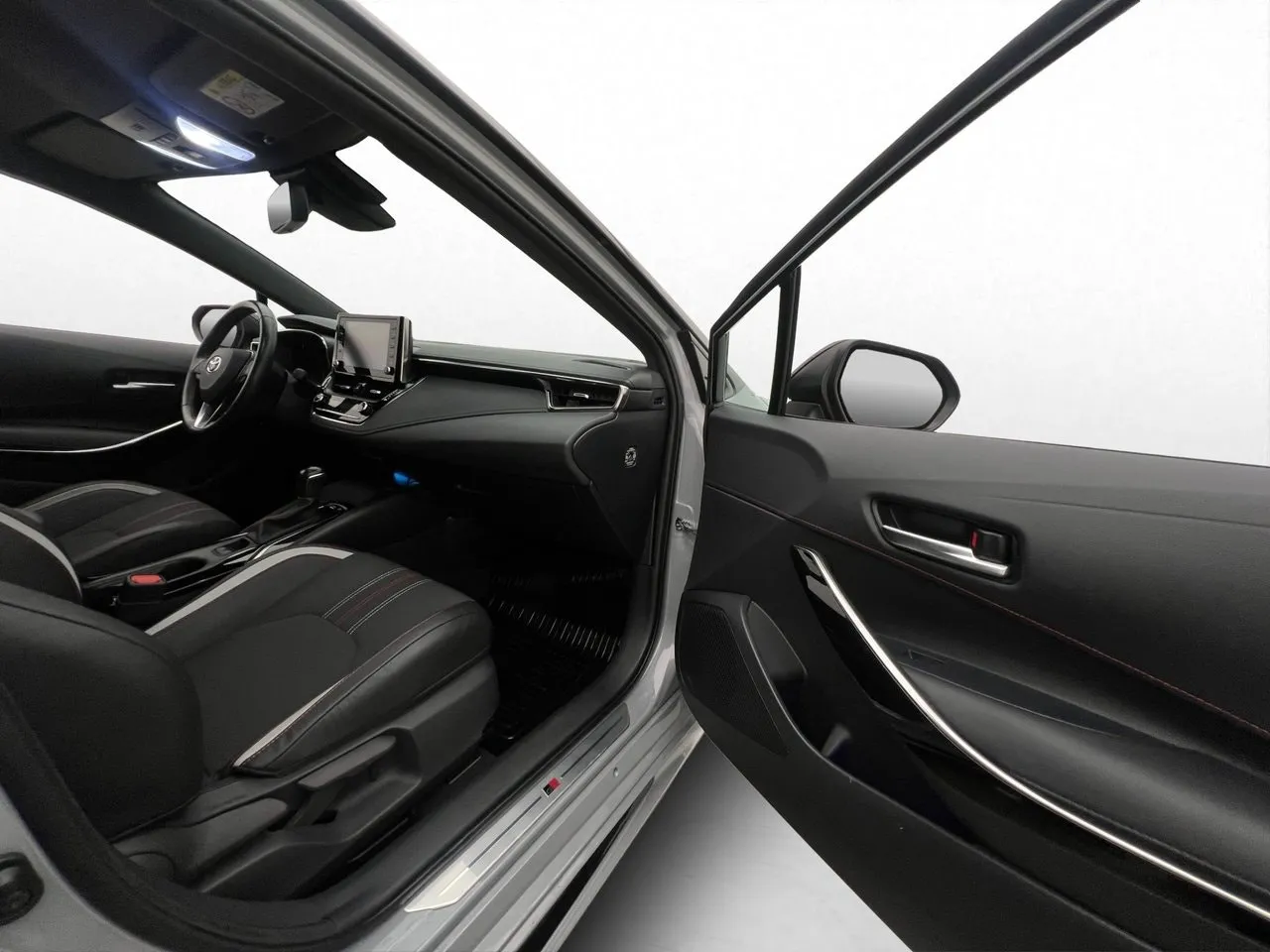 Vehicle image 16