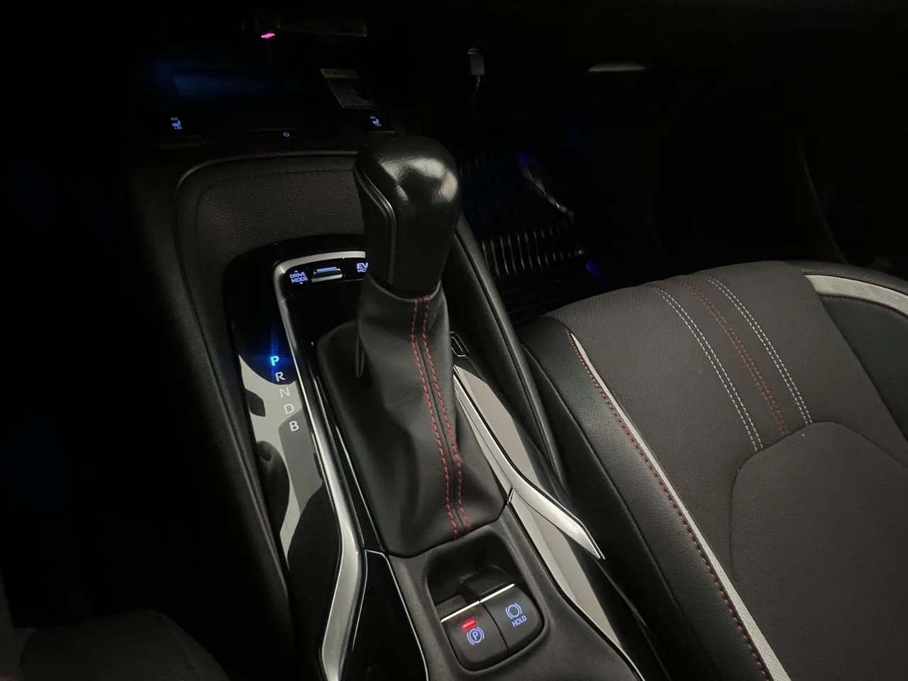 Vehicle image 23
