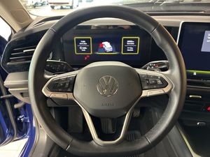 Volkswagen Passat bild 18