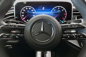 Mercedes E220 bild 16
