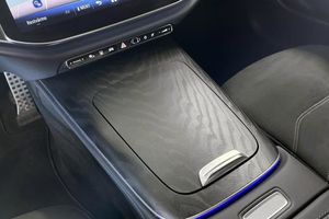 Mercedes E220 bild 12