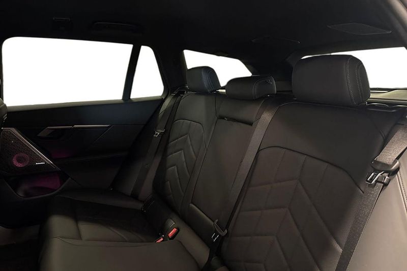 BMW 530 bild 11