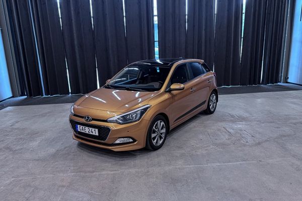 Hyundai i20 1.4 Premium|Pano|Kamera|Drag|Keyless - 2016