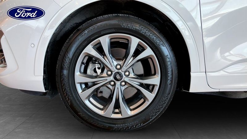 Ford Kuga bild 9