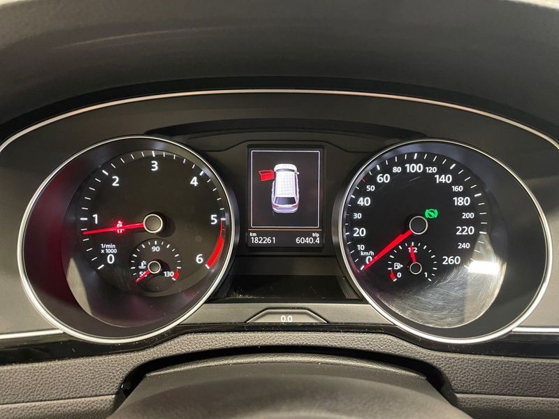 Volkswagen Passat bild 13
