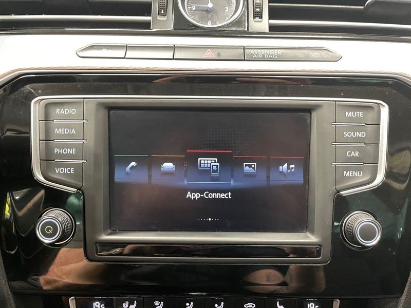 Volkswagen Passat bild 16