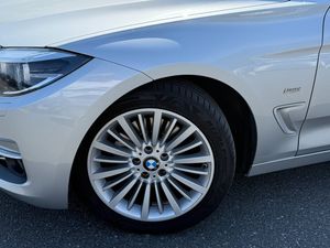 BMW 330 bild 8