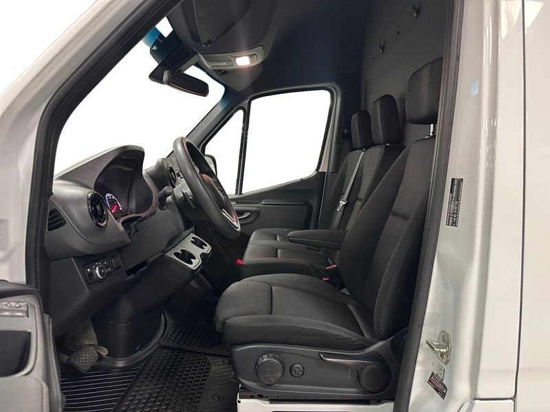 Mercedes Sprinter bild 8