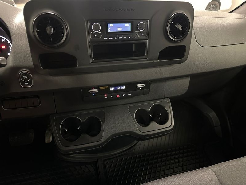 Mercedes Sprinter bild 9
