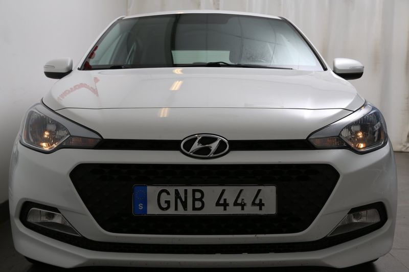 Hyundai i20 bild 5
