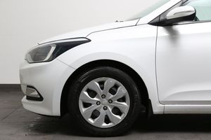 Hyundai i20 bild 7