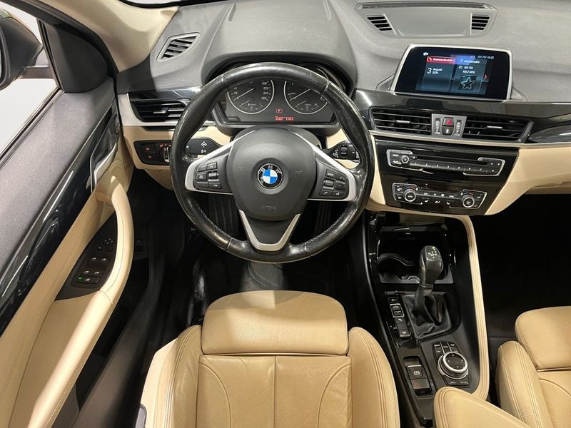 BMW X1 bild 12