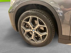 BMW X1 bild 8