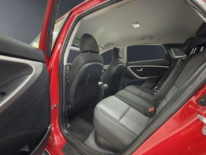 Hyundai i30 bild 8