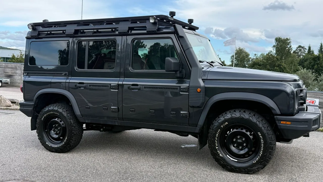 Vehicle image 35