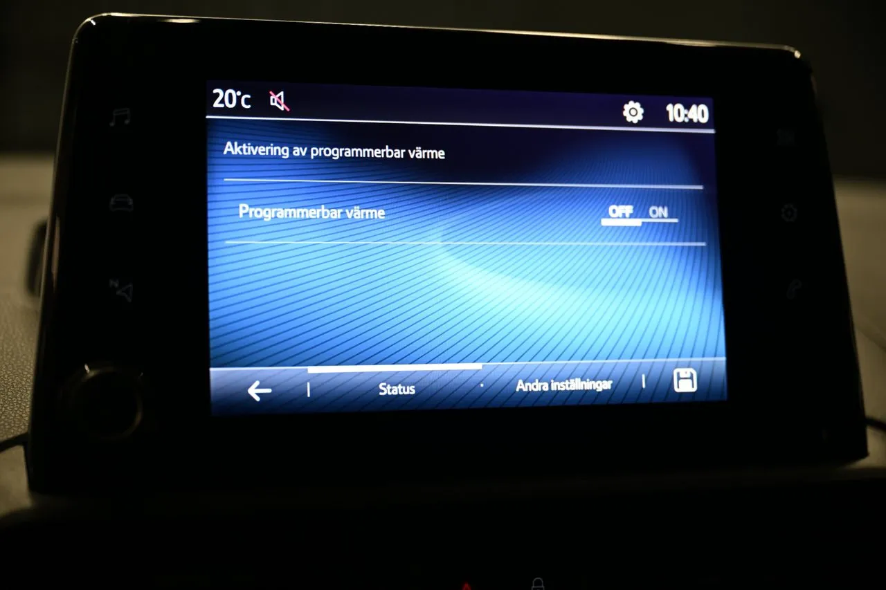 Vehicle image 20
