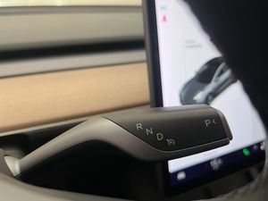 Tesla Model 3 bild 26