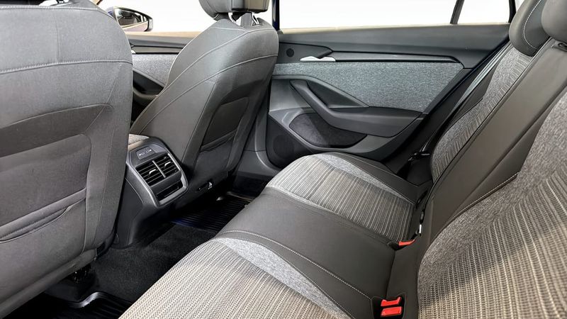 Skoda Superb bild 12
