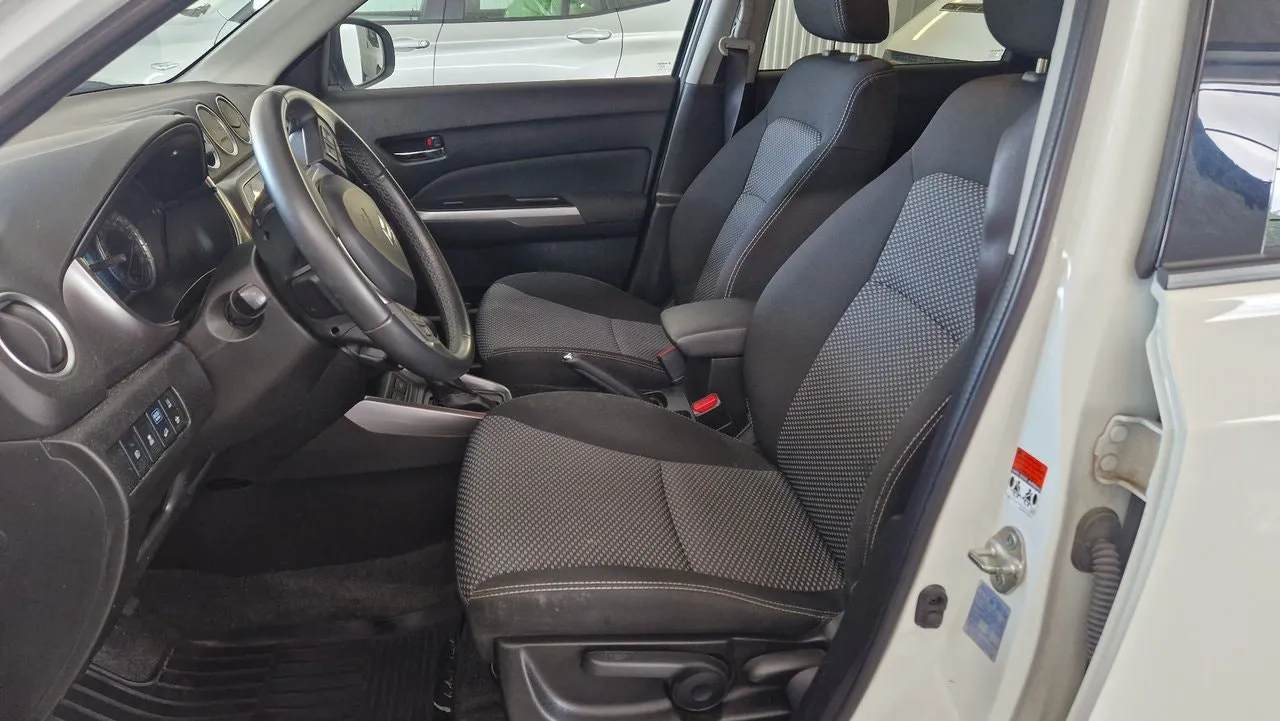 Vehicle image 8