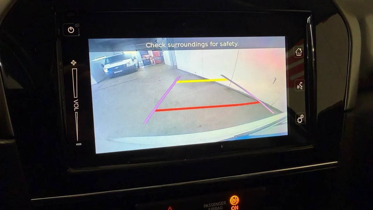 Vehicle image 18