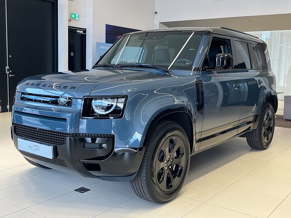 Land Rover Defender 110 P300e X-Dynamic SE - 2026