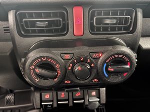 Suzuki Jimny bild 10