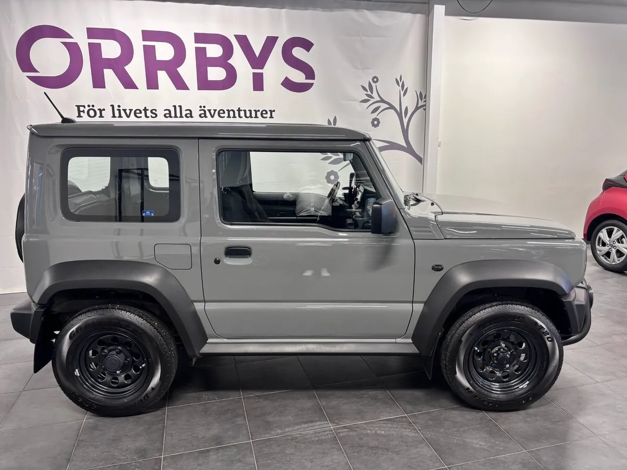 Vehicle image 2