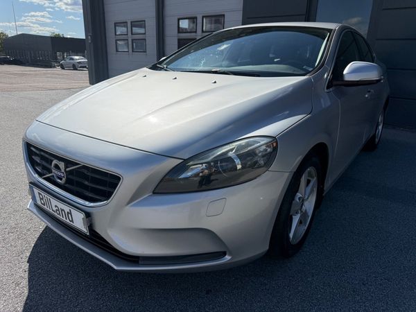 Volvo V40 D2 Momentum Euro 5 - 2013