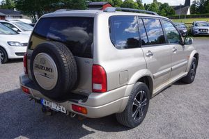 Suzuki Grand Vitara bild 2