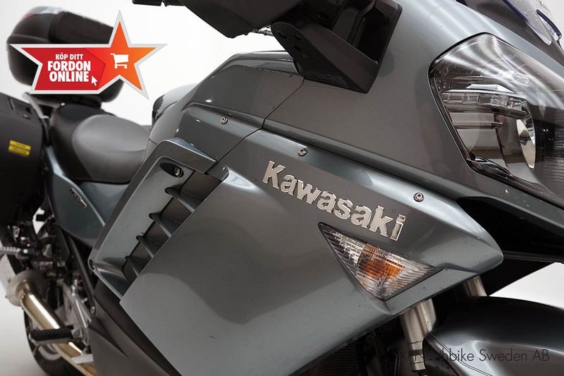 Kawasaki GTR bild 14