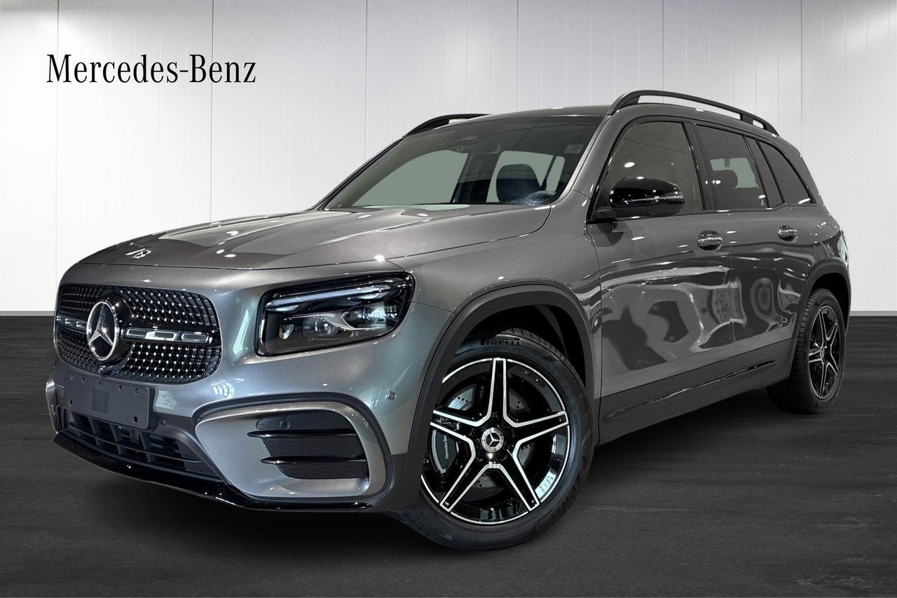 Mercedes GLB220