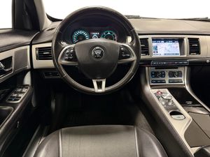 Jaguar XF bild 10