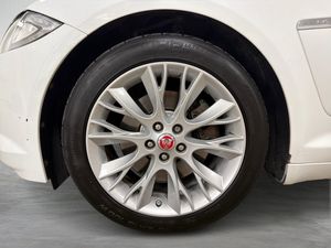 Jaguar XF bild 30