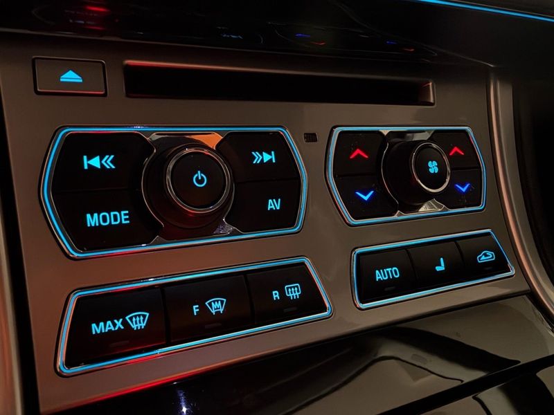 Jaguar XF bild 17