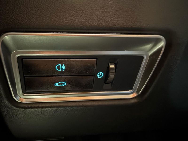 Jaguar XF bild 24