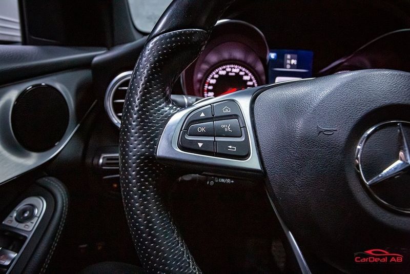 Mercedes GLC220 bild 24