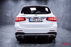 Mercedes GLC220 bild 6