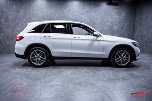Mercedes GLC220 bild 8