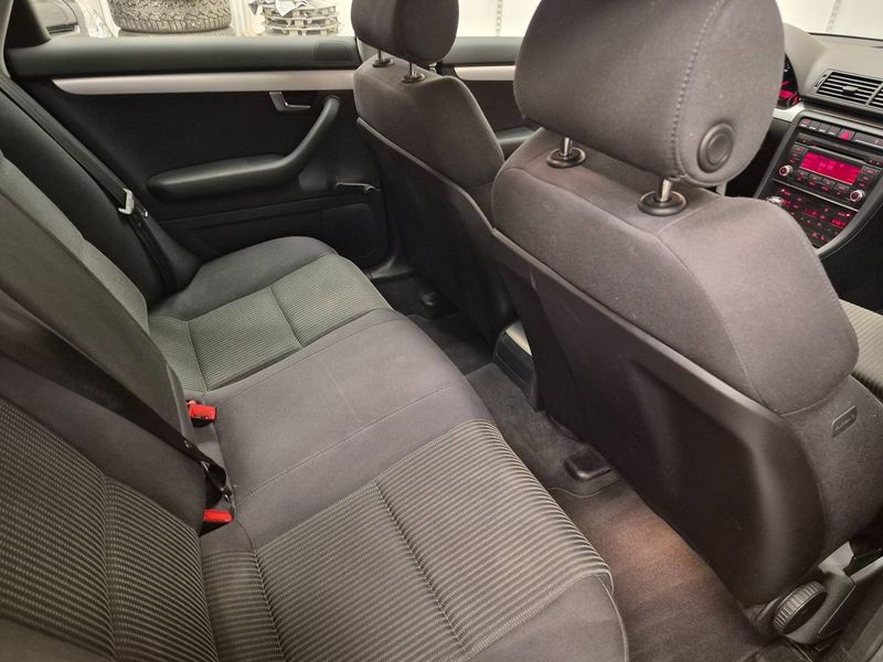 Audi A4 bild 10