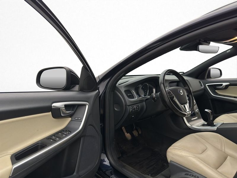 Volvo V60 bild 8