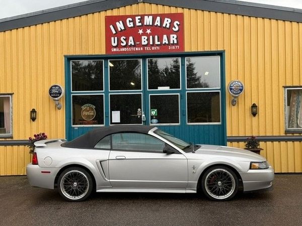 Ford Mustang GT Convertible GT - 2000