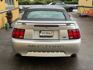 Ford Mustang bild 6