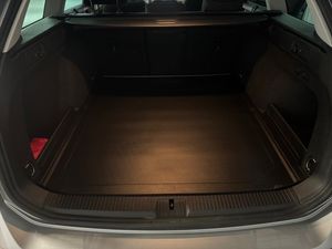 Volkswagen Passat bild 17