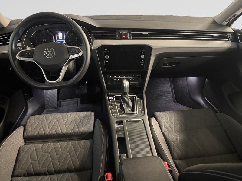 Volkswagen Passat bild 11